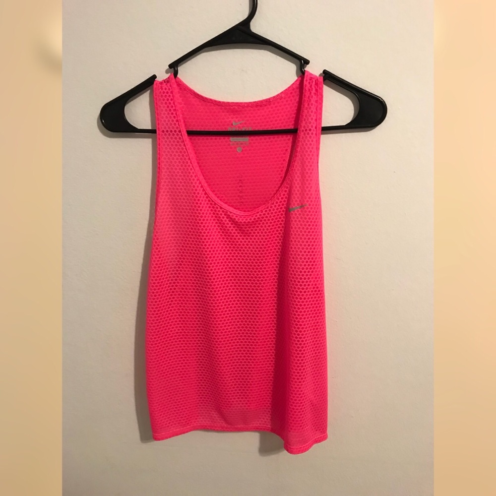Nike tank
